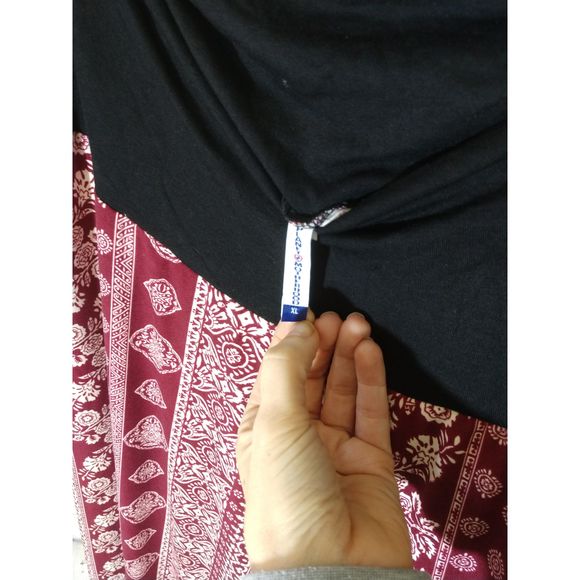 Planet Motherhood Comfy Red Pants, XL - Picture 3 of 6